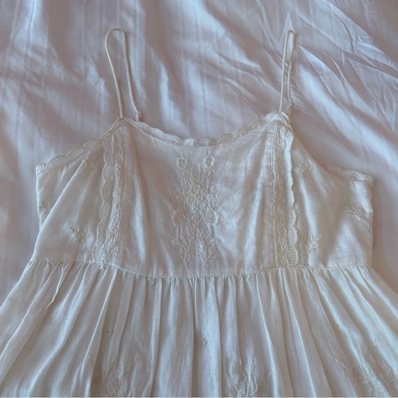 urban outfitters “hanna” tiered and scalloped babydoll dress - Picture 2 of 7